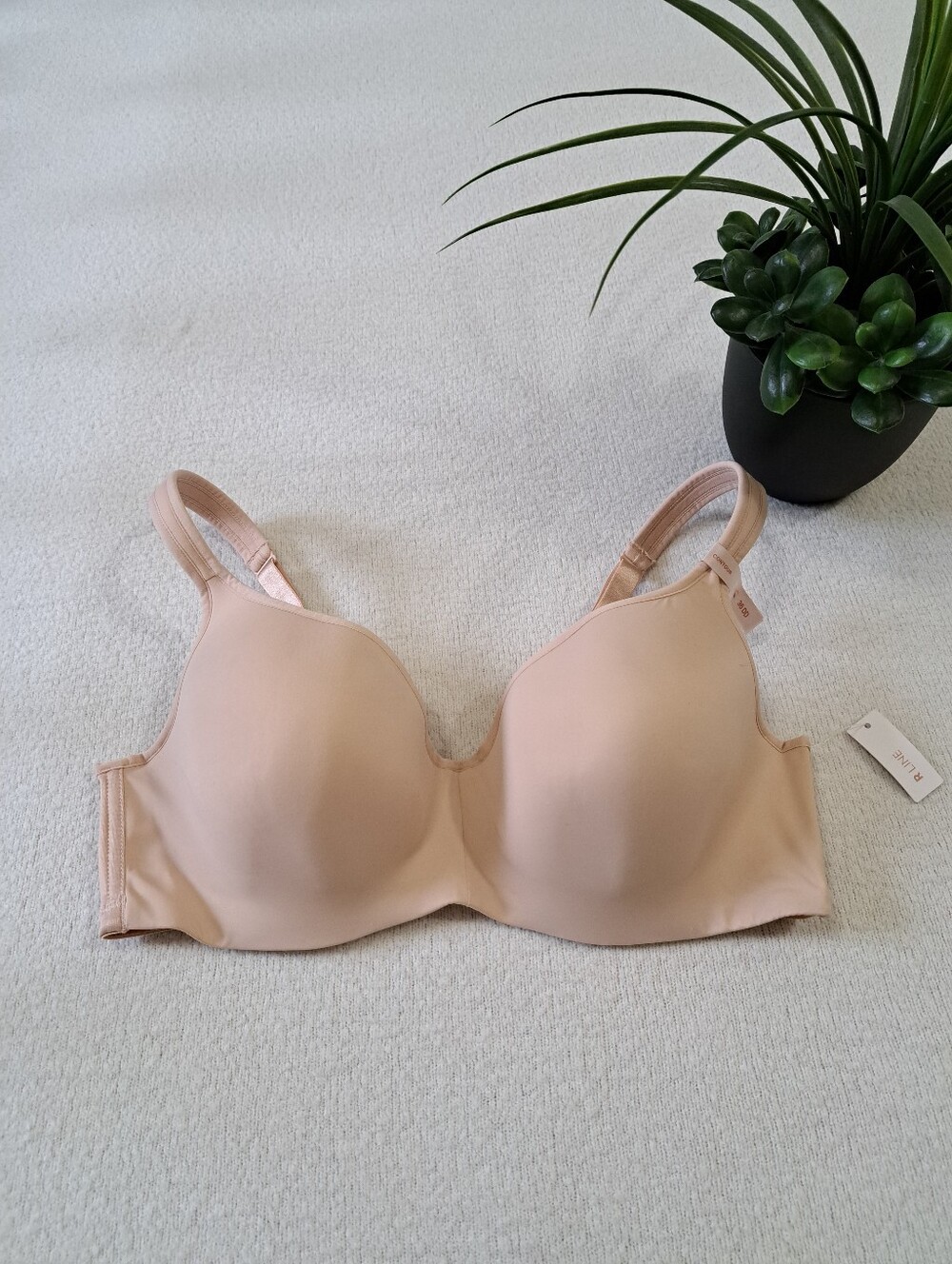 Reitmans R Line Contour Bra Underwire  Smooth Full Coverage Lingerie NWT 36DD
